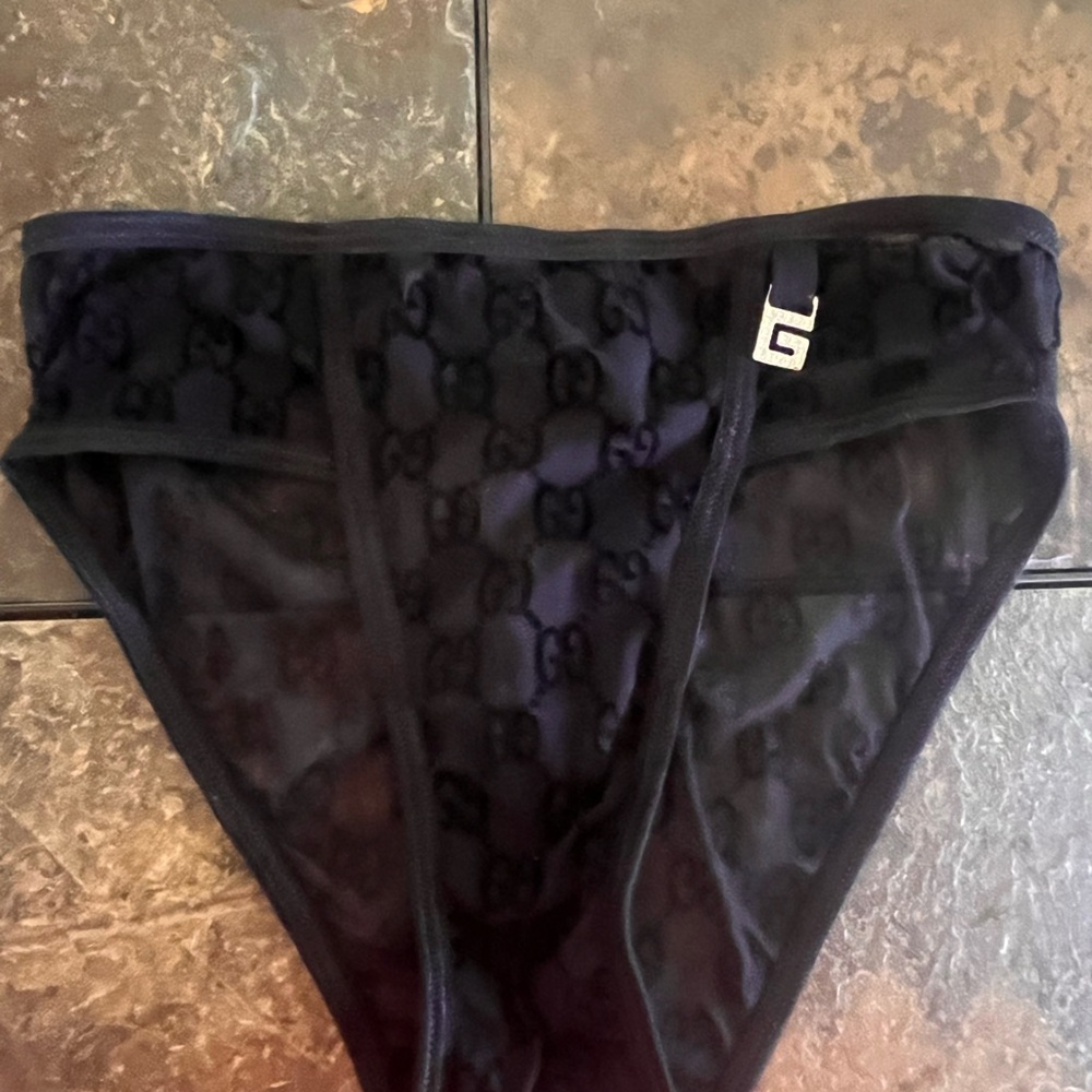 Vintage late 1990’s Tom Ford Gucci Black GG Strapless Underwear Set - Picture 7 of 11